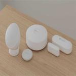 EZVIZ CS-Tx/A3 - Kit Système d'Alarme Sans Fil 4 Pièces - Hub Zigbee A3 - Détecteur de Mouvement PIR & Ouverture Portes - Bouton SOS - Notifications Push Smartphone - Compatible Caméras EZVIZ - Sécurité Maison Connectée Pro